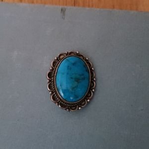 Sterling silver & turquoise scalloped brooch.